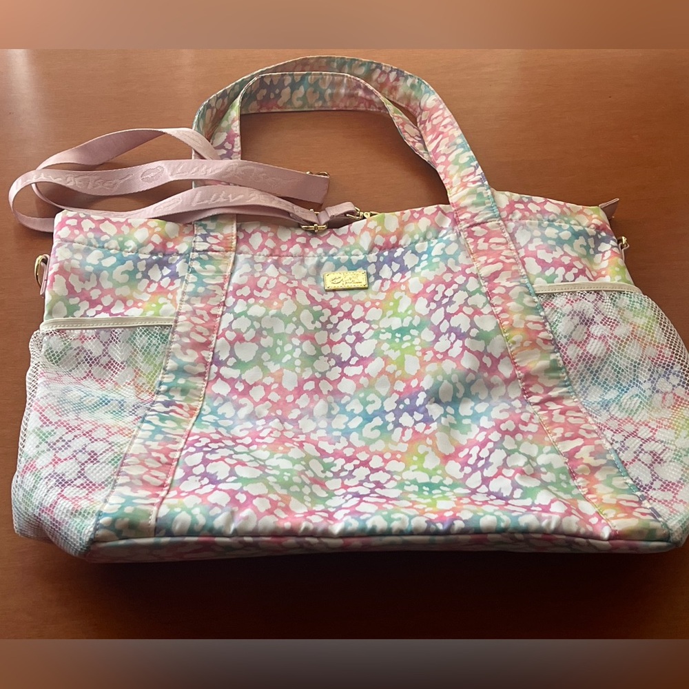 Luv Betsey by Betsey Johnson nylon tote bag or overnighter pastel “LIKE NEW”